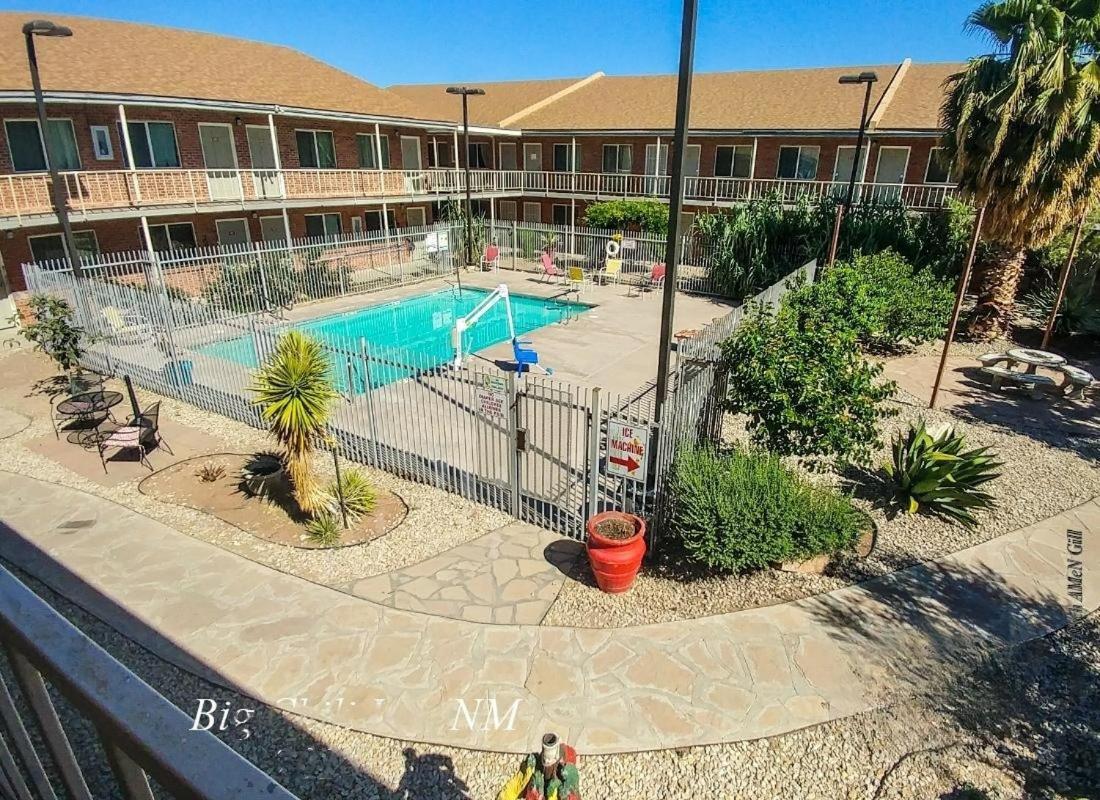 Big Chile Inn & Suites Las Cruces Zewnętrze zdjęcie